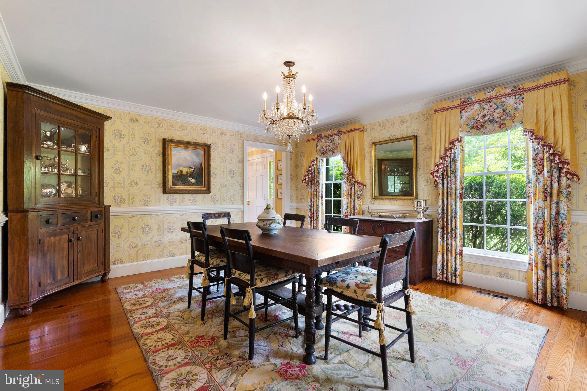 10052 POSSUM HOLLOW DRIVE