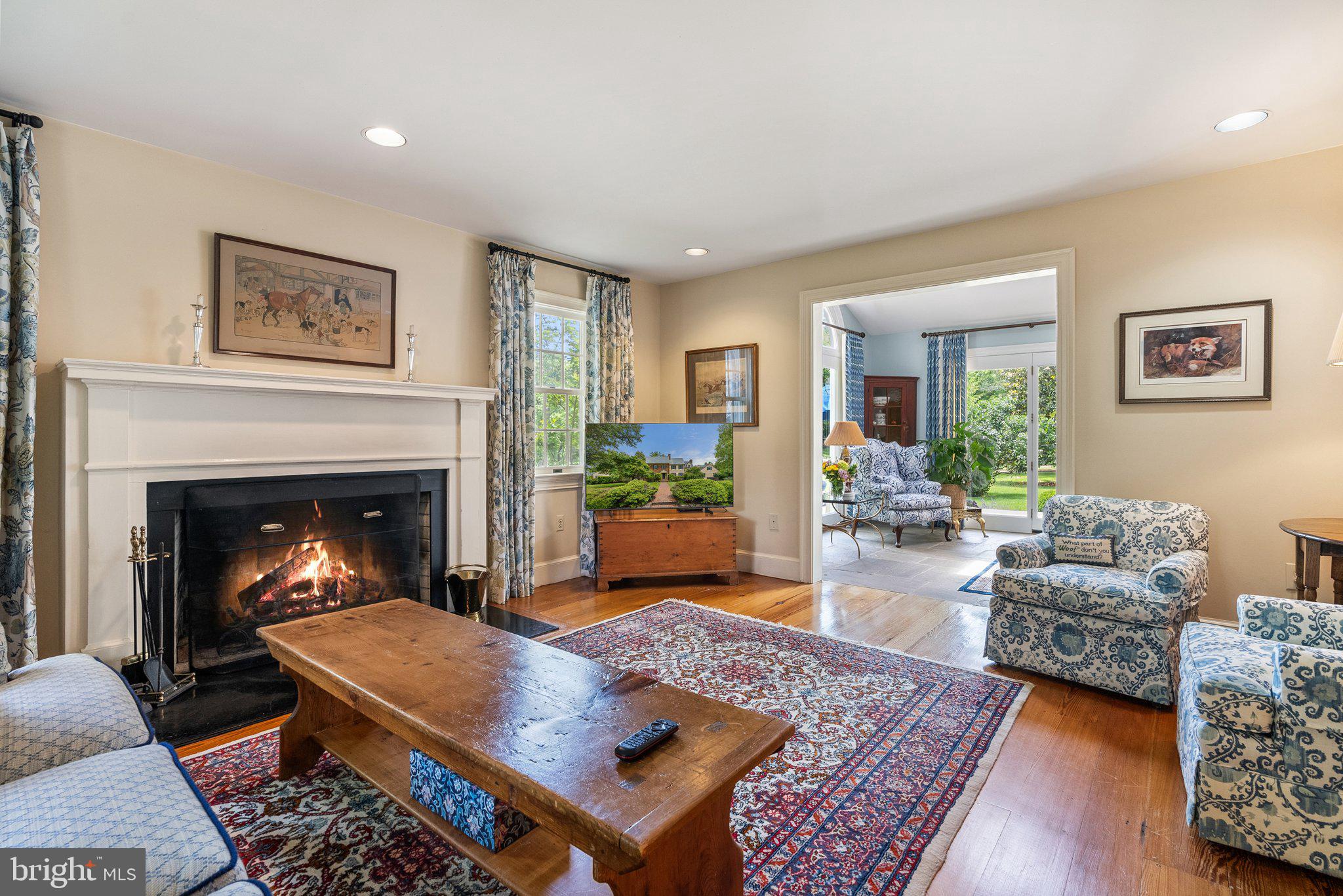 10052 POSSUM HOLLOW DRIVE