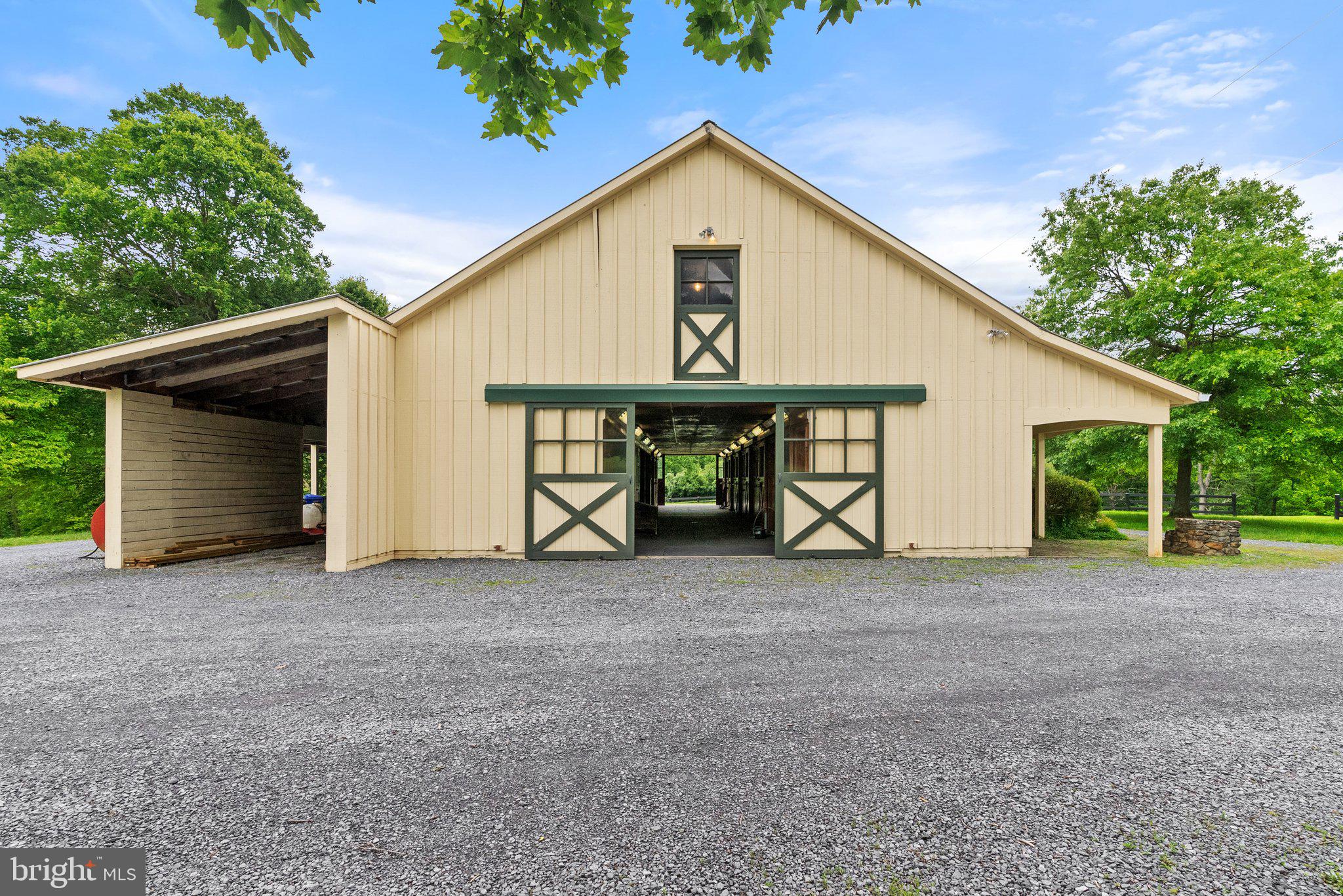 10052 POSSUM HOLLOW DRIVE