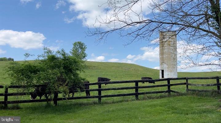 8520 MAIDSTONE RD,FAUQUIER