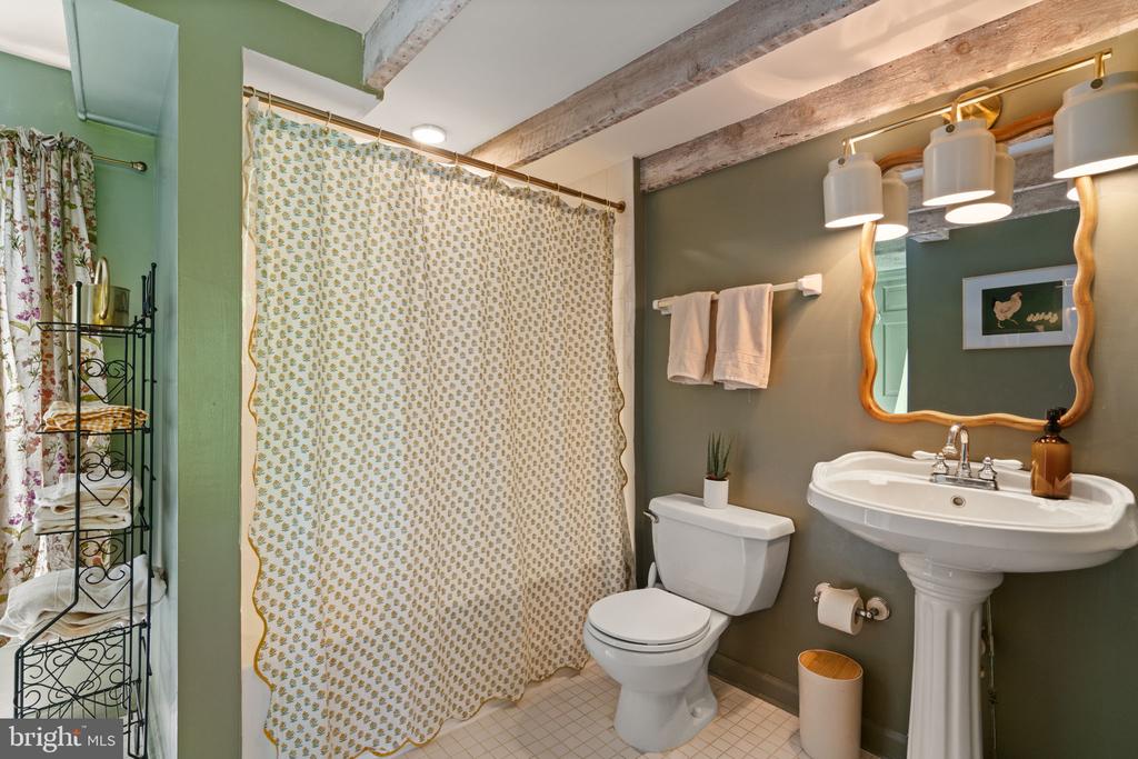 8520 MAIDSTONE RD,FAUQUIER