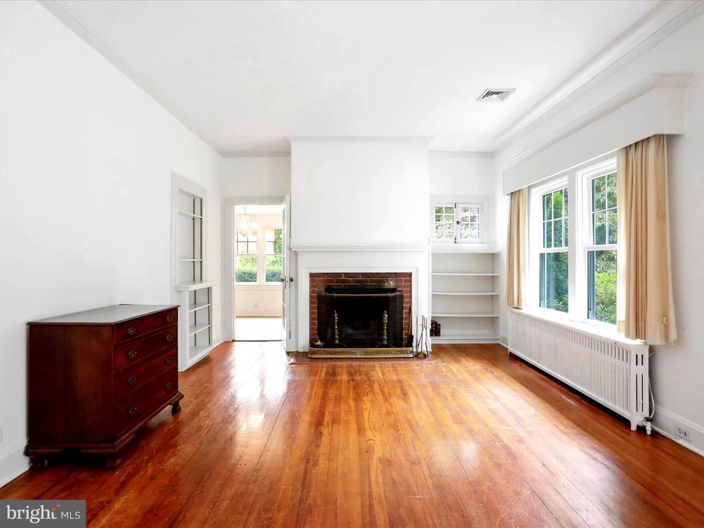 6442 MAIN STREET