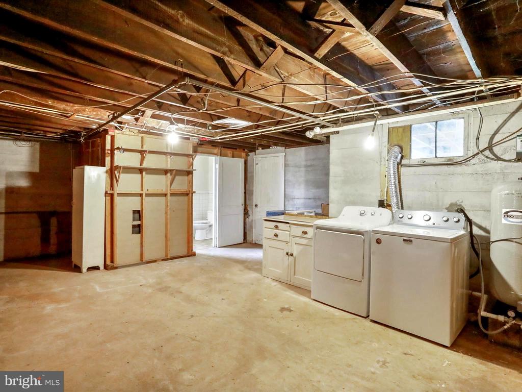 6442 MAIN STREET