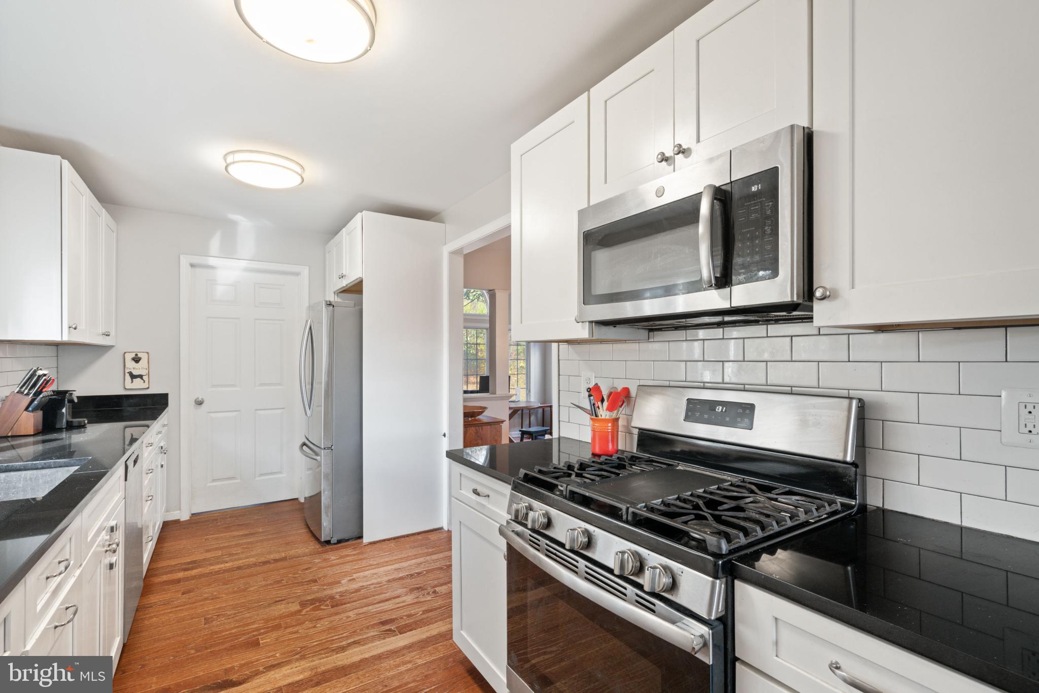 7164 BUNKER HILL ROAD