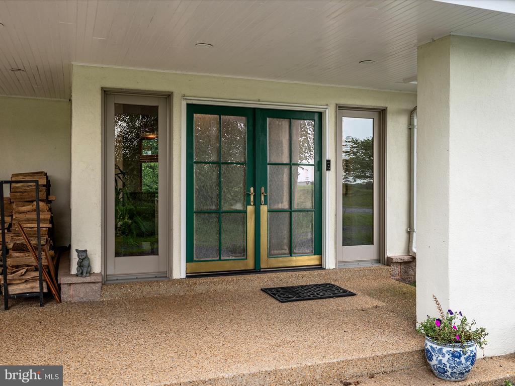 3959 COBBLER MOUNTAIN ROAD