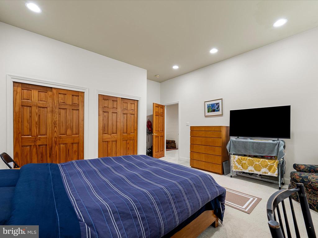 3959 COBBLER MOUNTAIN ROAD