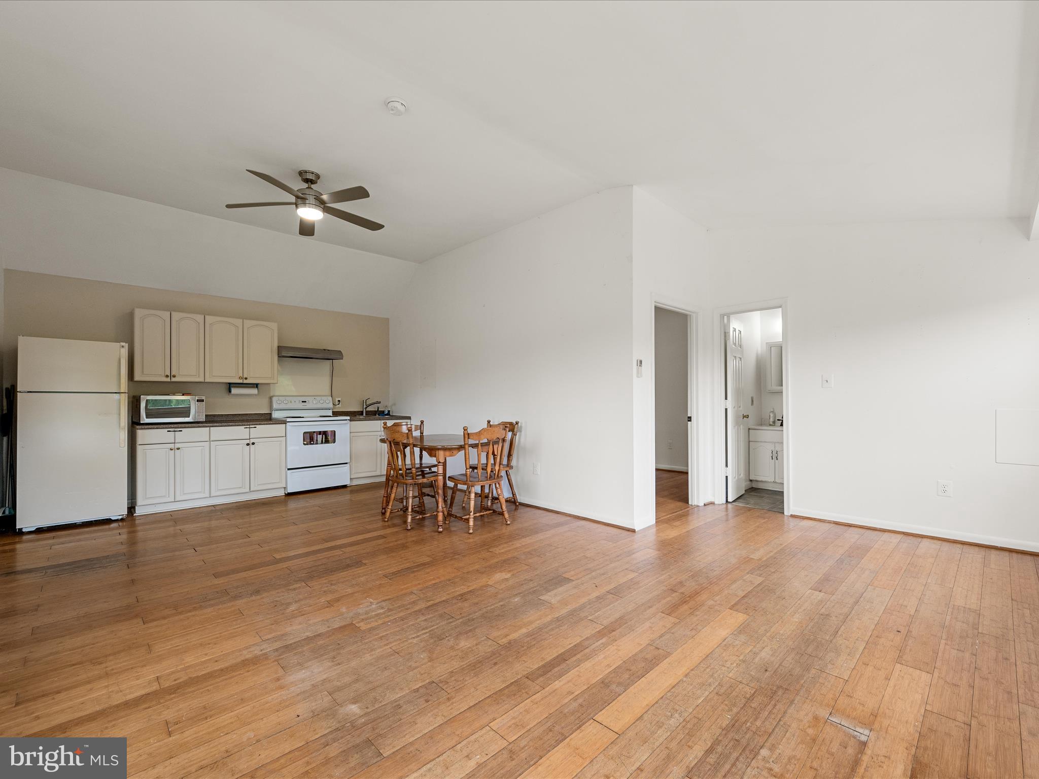 3959 COBBLER MOUNTAIN ROAD