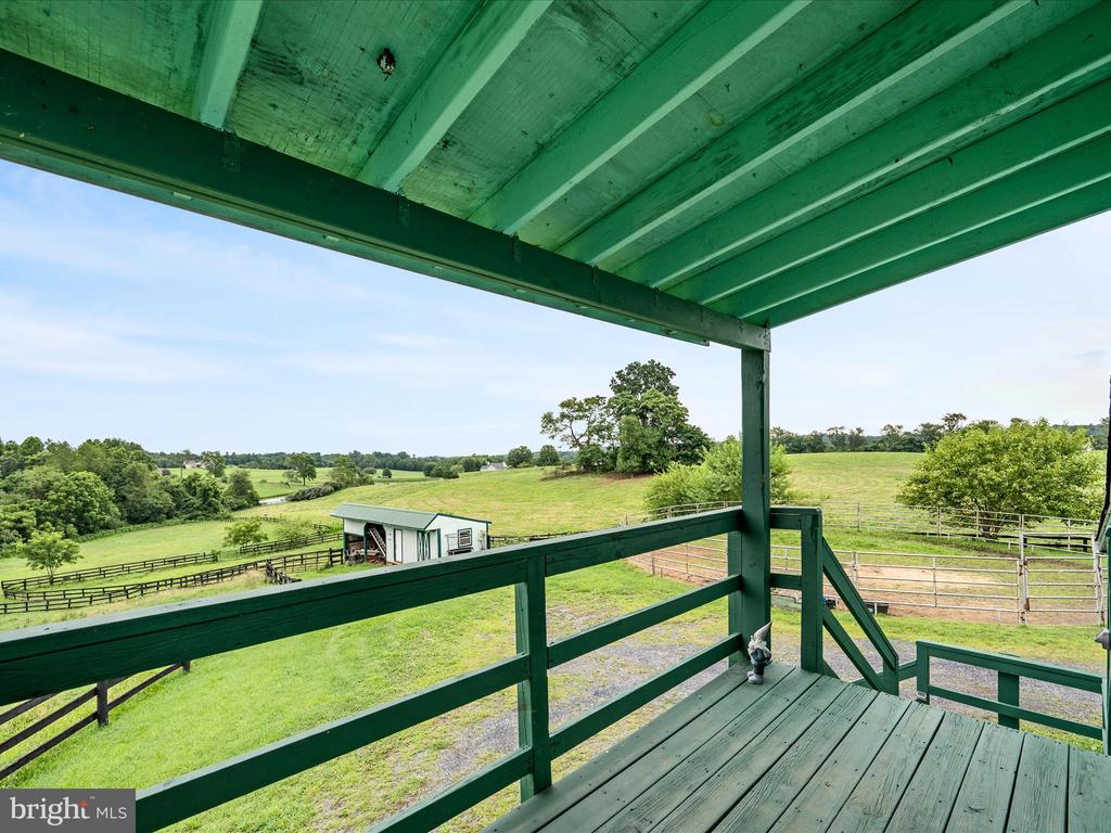 3959 COBBLER MOUNTAIN ROAD