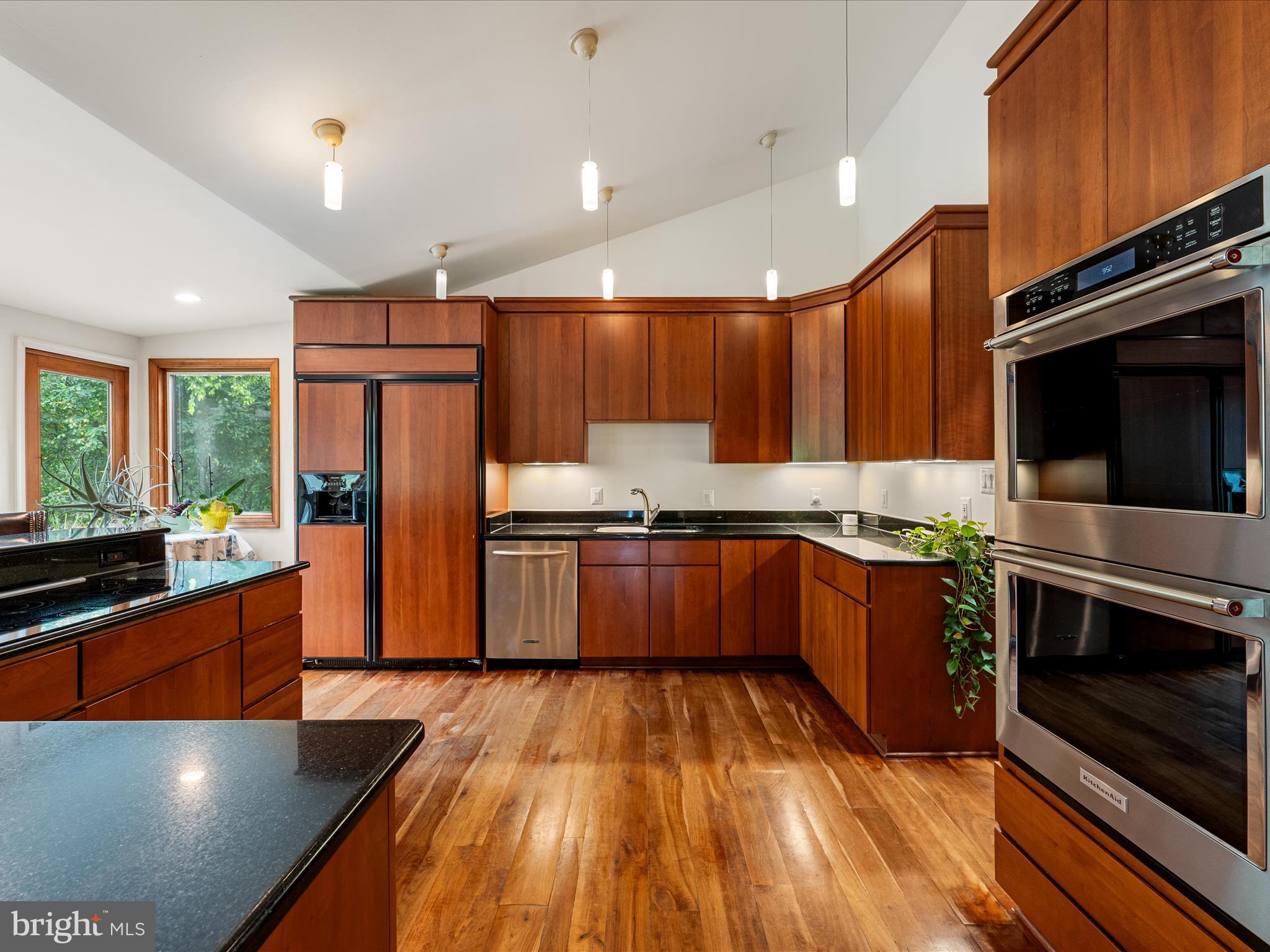 3959 COBBLER MOUNTAIN ROAD