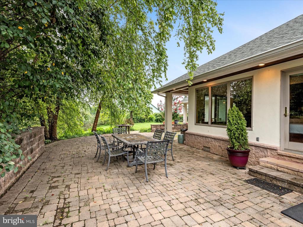 3959 COBBLER MOUNTAIN ROAD
