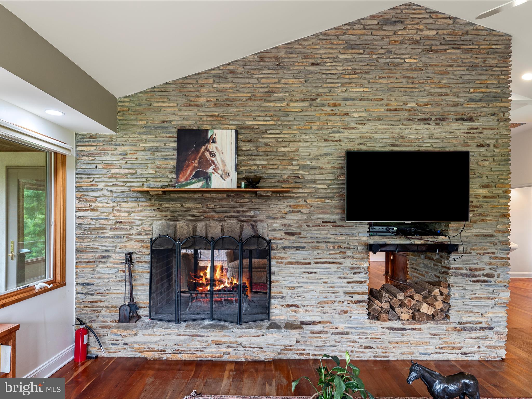 3959 COBBLER MOUNTAIN ROAD