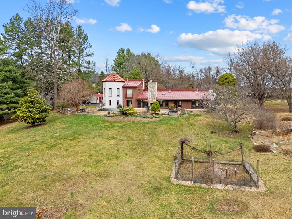 3850 COBBLER MOUNTAIN ROAD