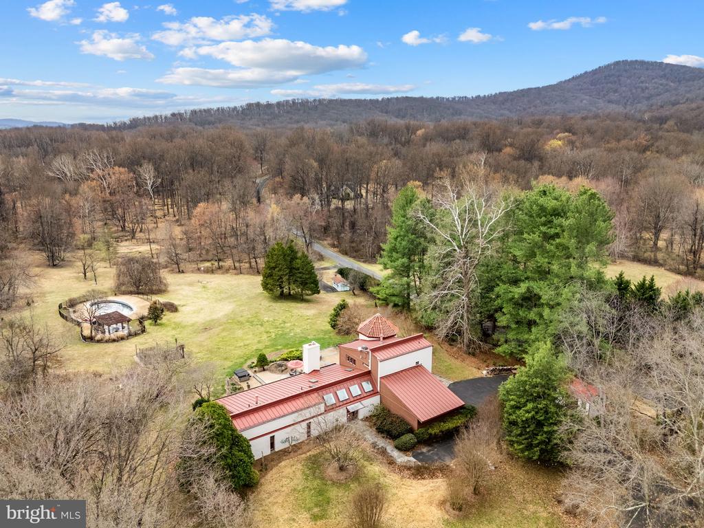 3850 COBBLER MOUNTAIN ROAD