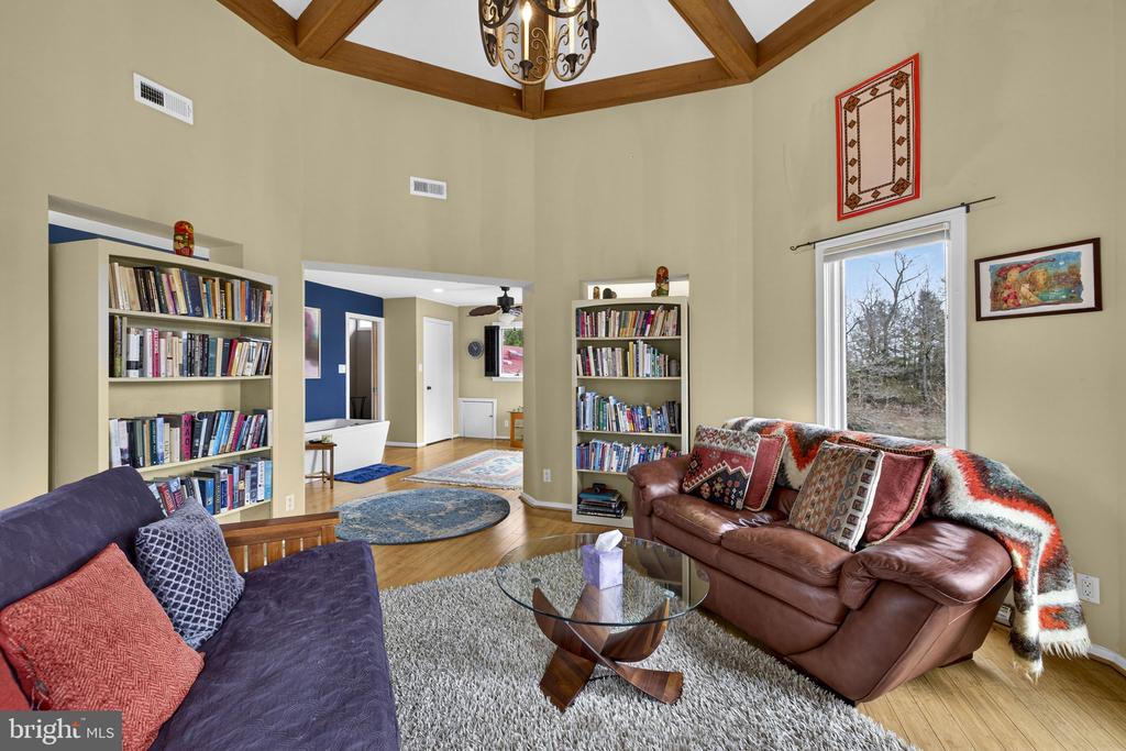 3850 COBBLER MOUNTAIN ROAD