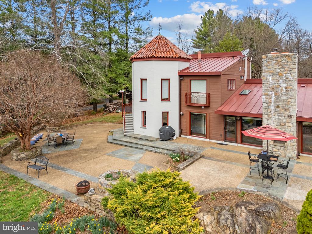 3850 COBBLER MOUNTAIN ROAD