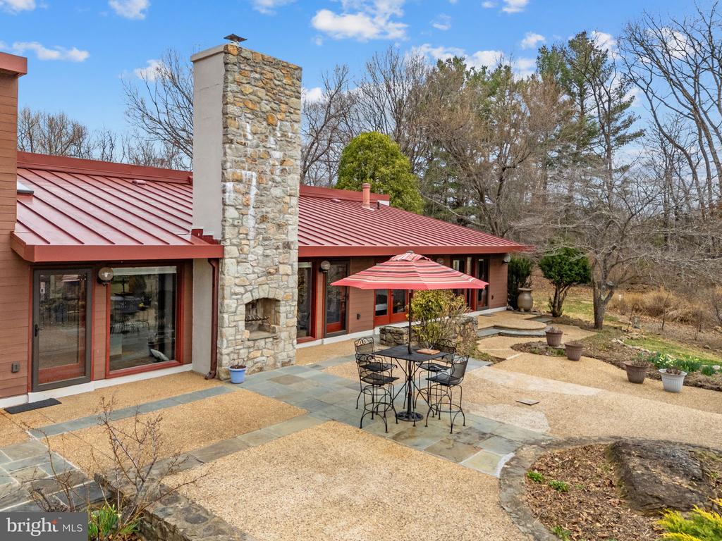 3850 COBBLER MOUNTAIN ROAD