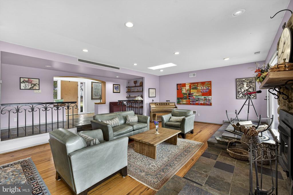 3850 COBBLER MOUNTAIN ROAD