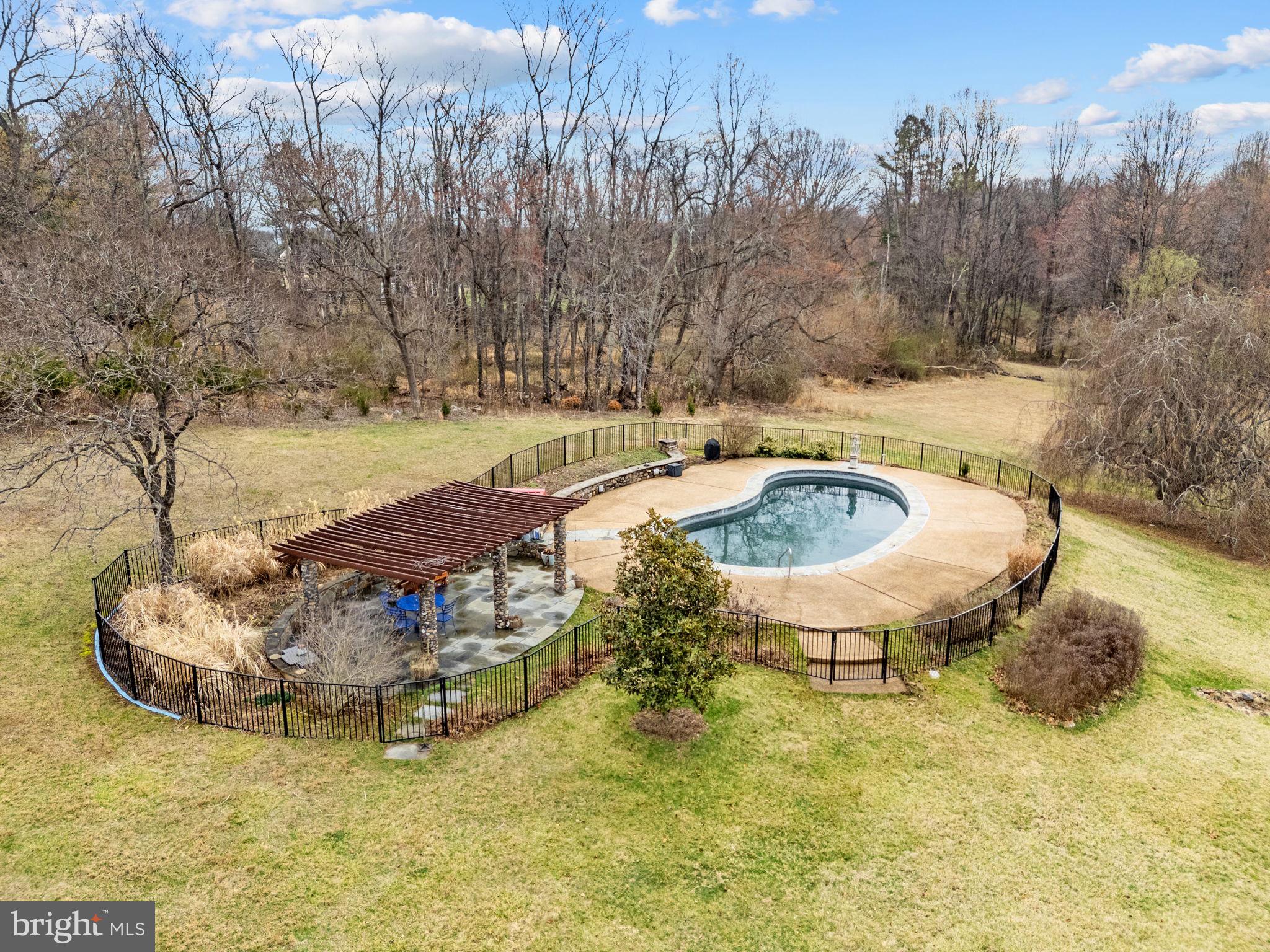 3850 COBBLER MOUNTAIN ROAD