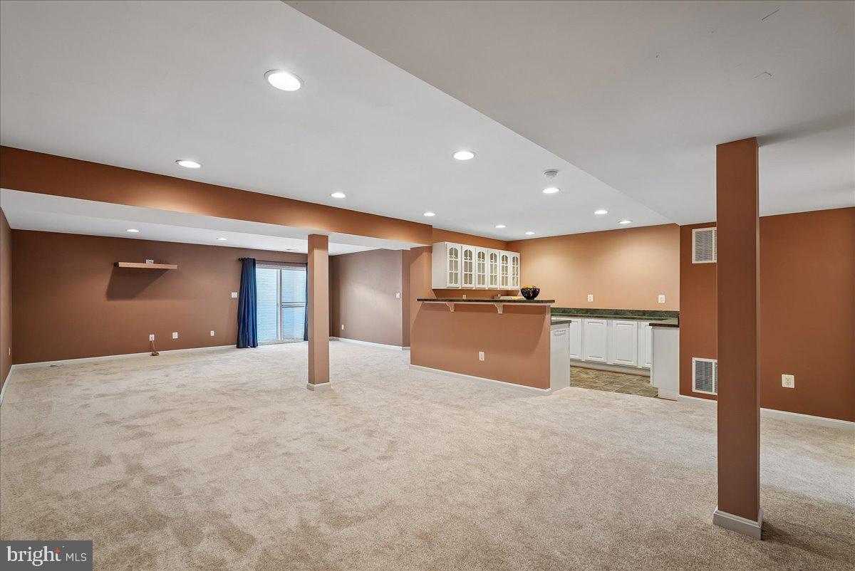 6854 AVERBACH COURT