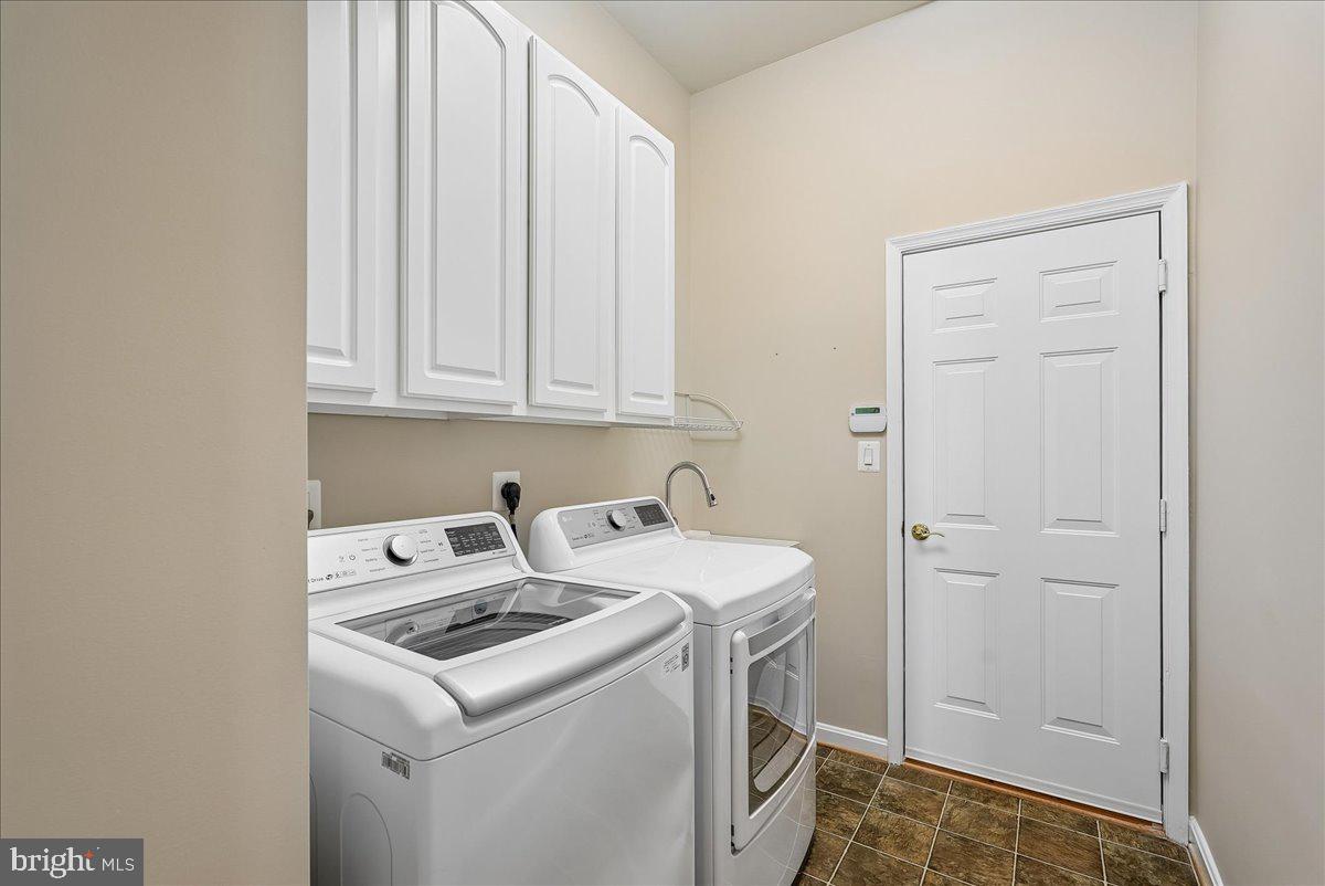 6854 AVERBACH COURT