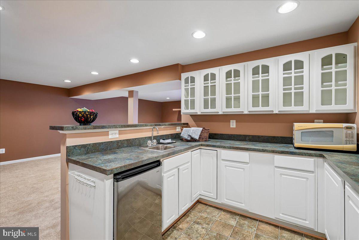 6854 AVERBACH COURT