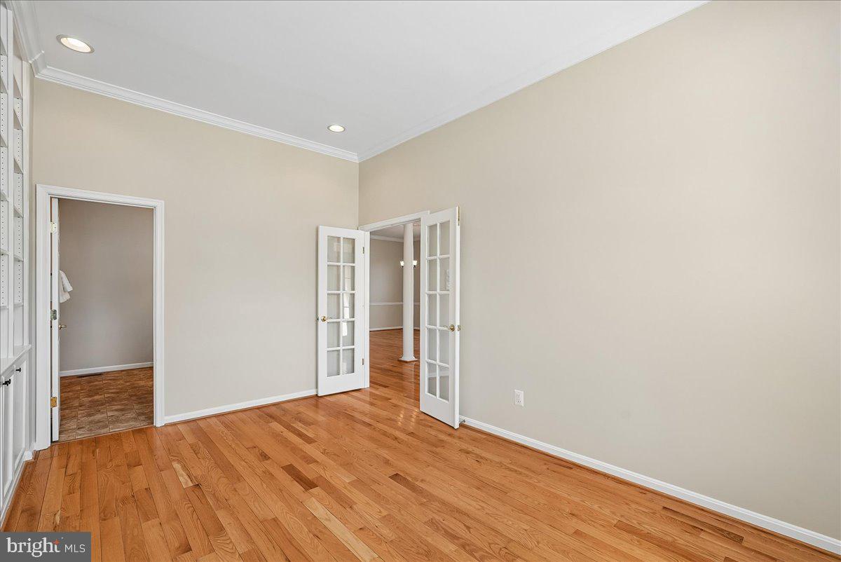 6854 AVERBACH COURT