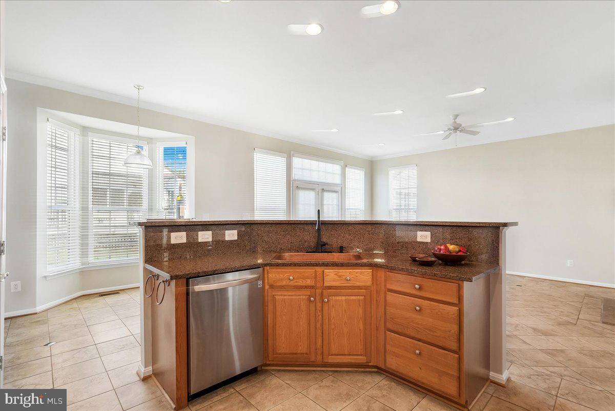 6854 AVERBACH COURT