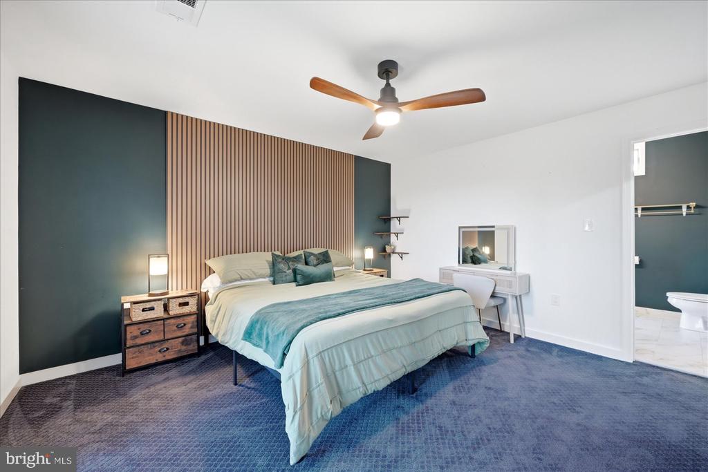 5221 MOUNTAIN VIEW DRIVE