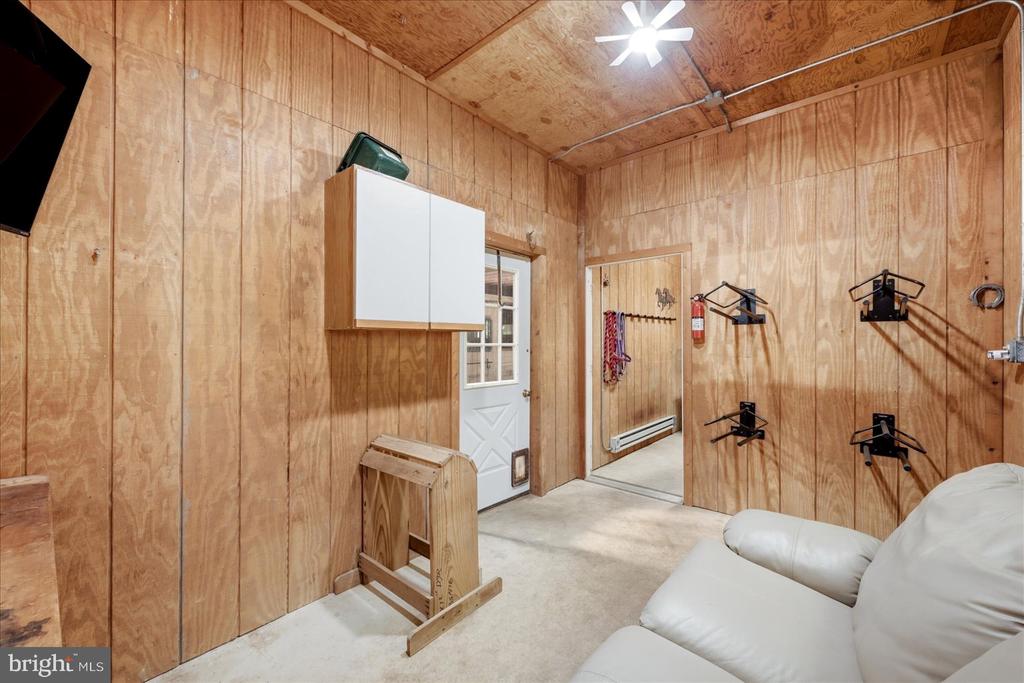5221 MOUNTAIN VIEW DRIVE