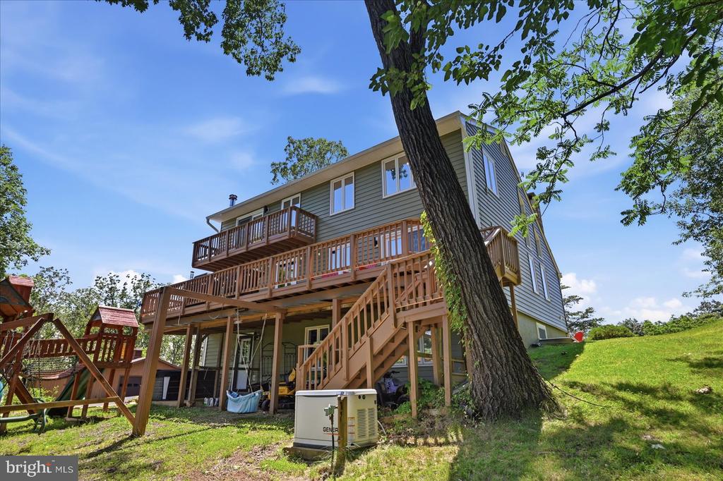 5221 MOUNTAIN VIEW DRIVE