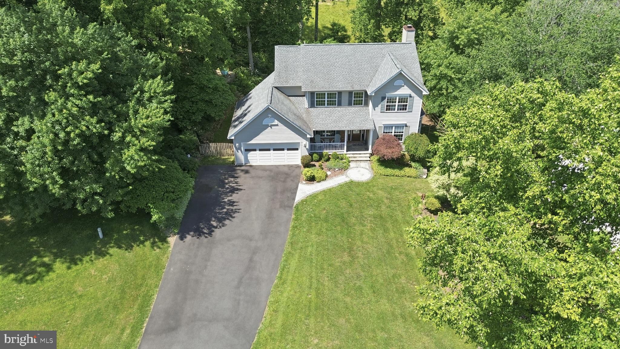 6404 COTSWOLD WAY