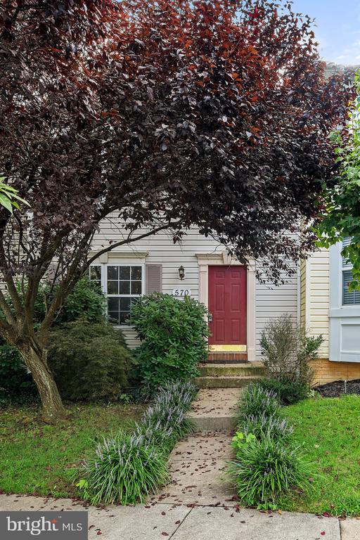 570 HIGHLAND TOWNE LANE