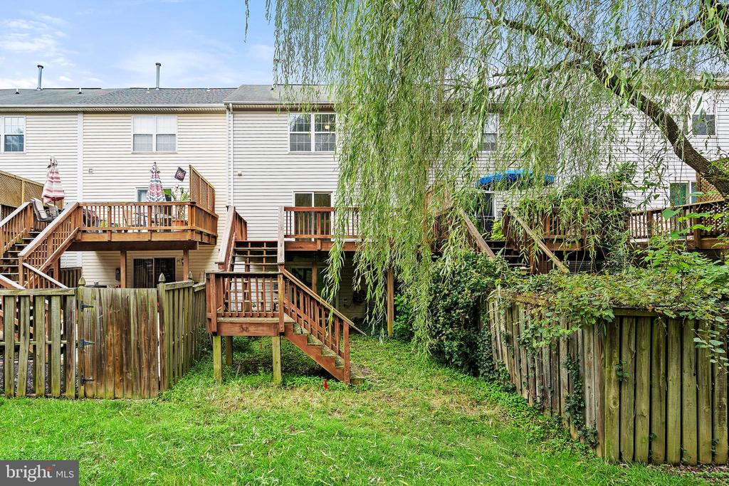 570 HIGHLAND TOWNE LANE
