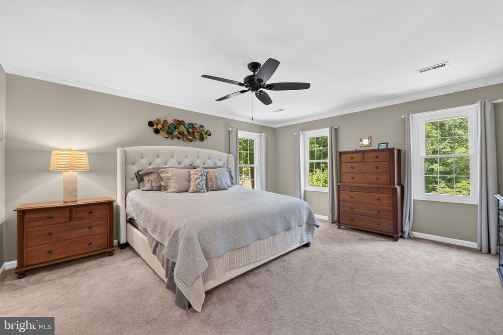7398 TERRANOVA DRIVE