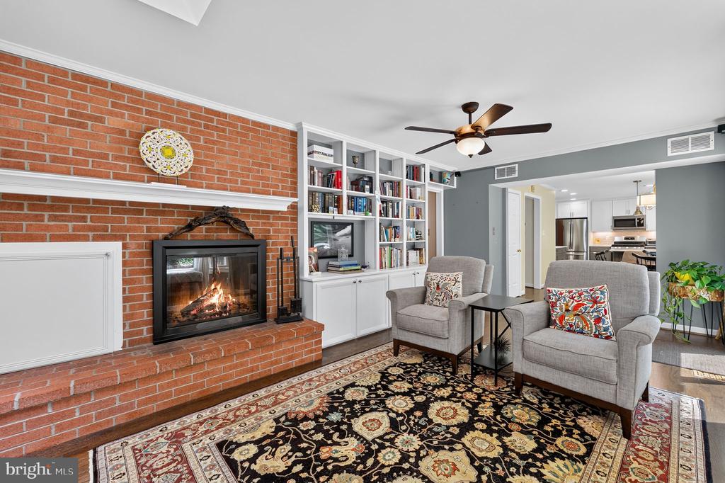 7398 TERRANOVA DRIVE