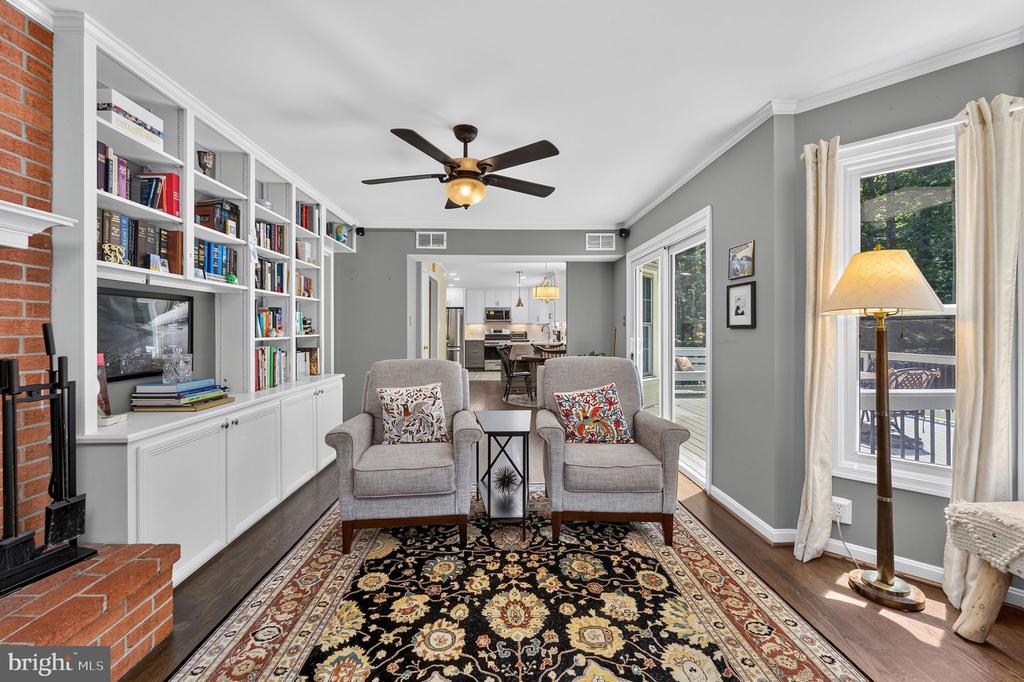 7398 TERRANOVA DRIVE