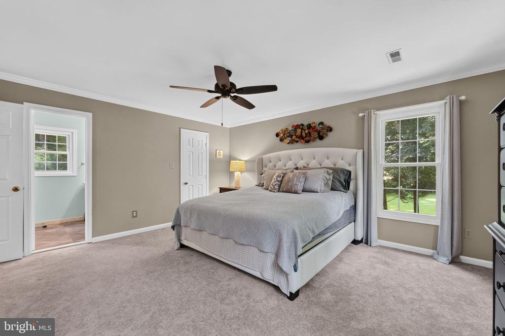 7398 TERRANOVA DRIVE