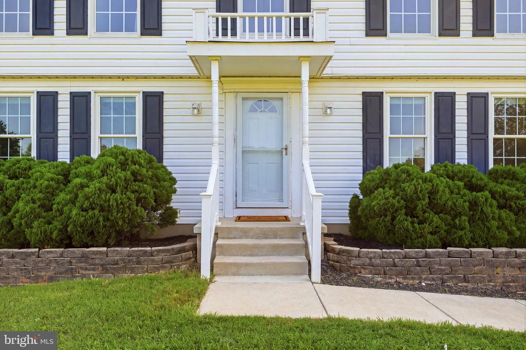 9411 GREEN MEADOWS ROAD