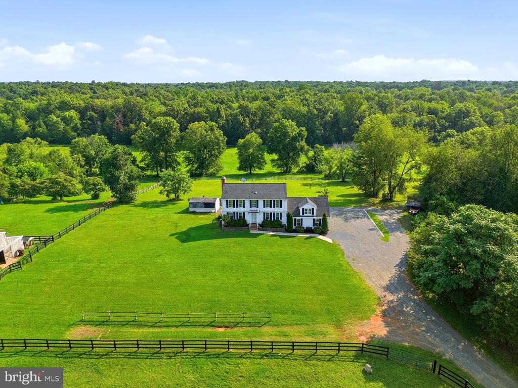 9411 GREEN MEADOWS ROAD