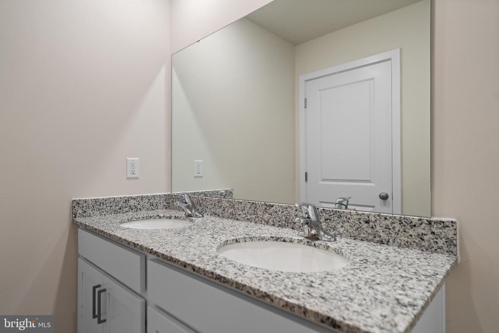 112 HOPI PLACE