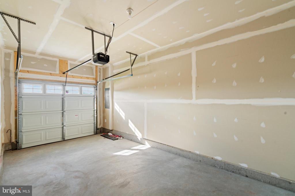 112 HOPI PLACE