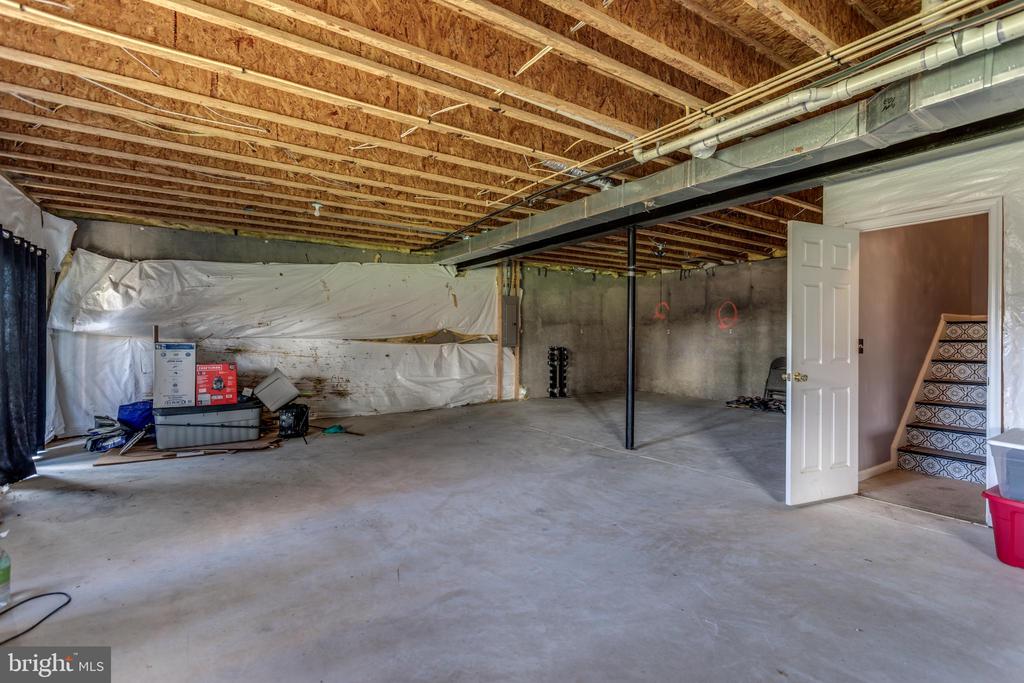 312 CHELTENHAM DRIVE