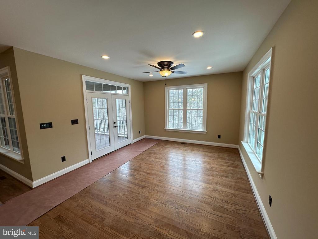 115 SPLIT RIDGE LANE