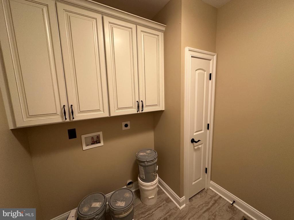115 SPLIT RIDGE LANE