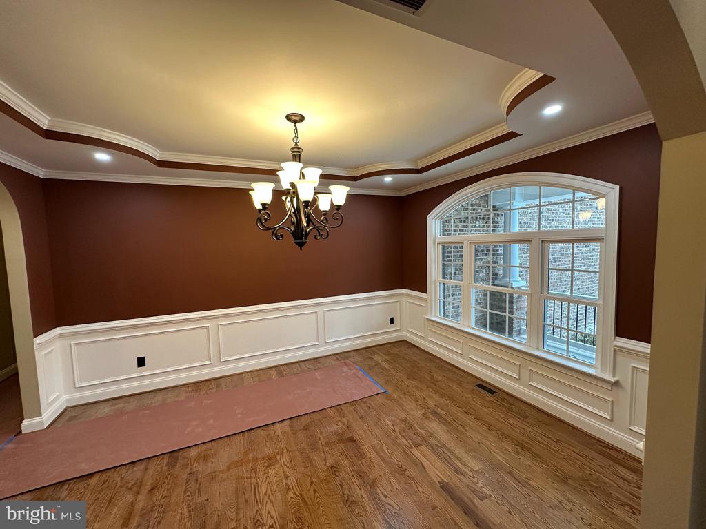 115 SPLIT RIDGE LANE