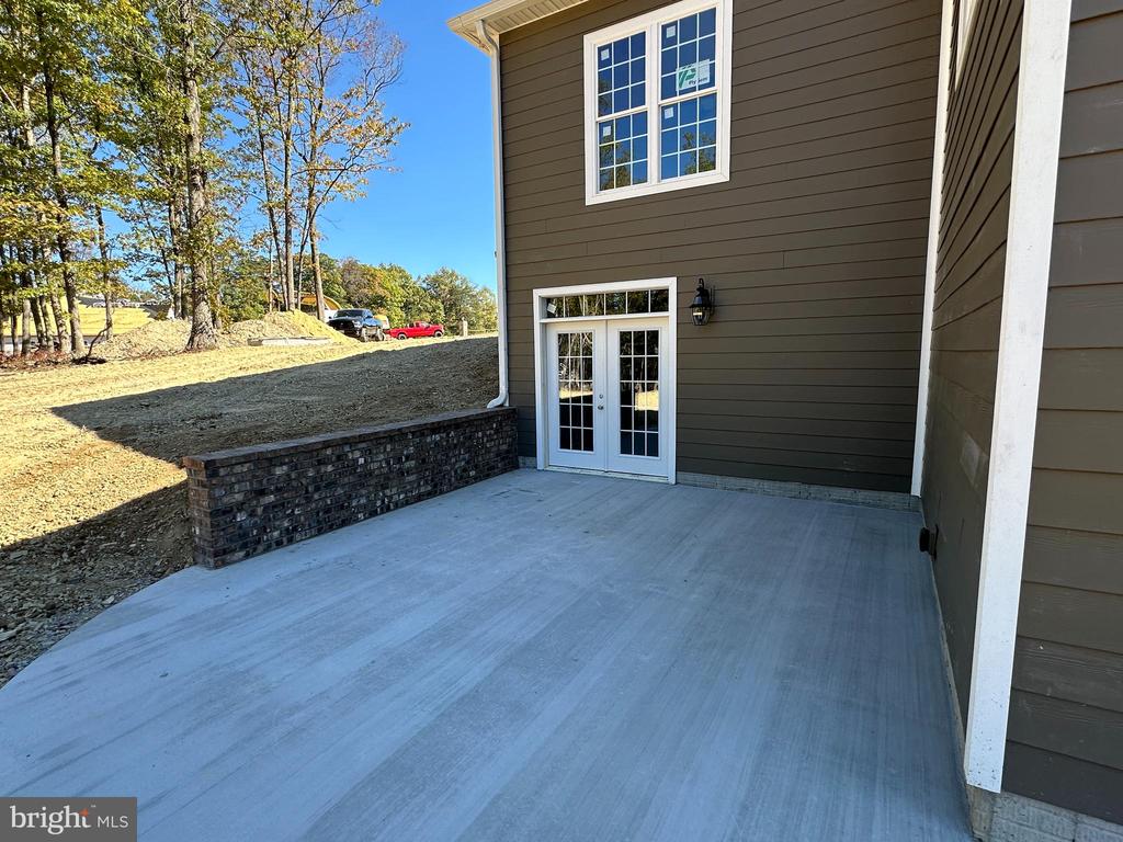 115 SPLIT RIDGE LANE