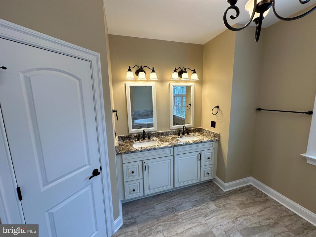 115 SPLIT RIDGE LANE
