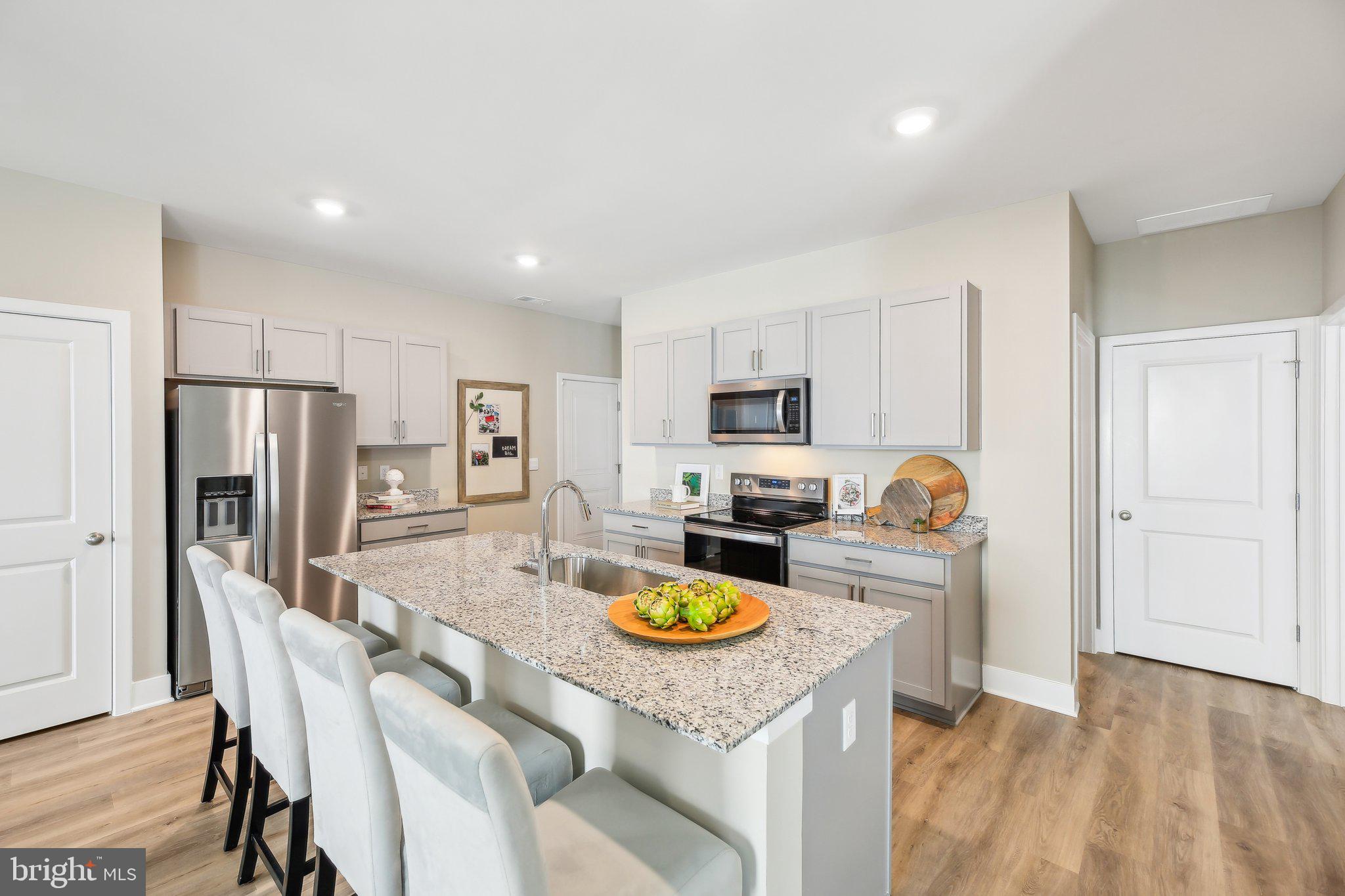 128 MANASQUAN WAY