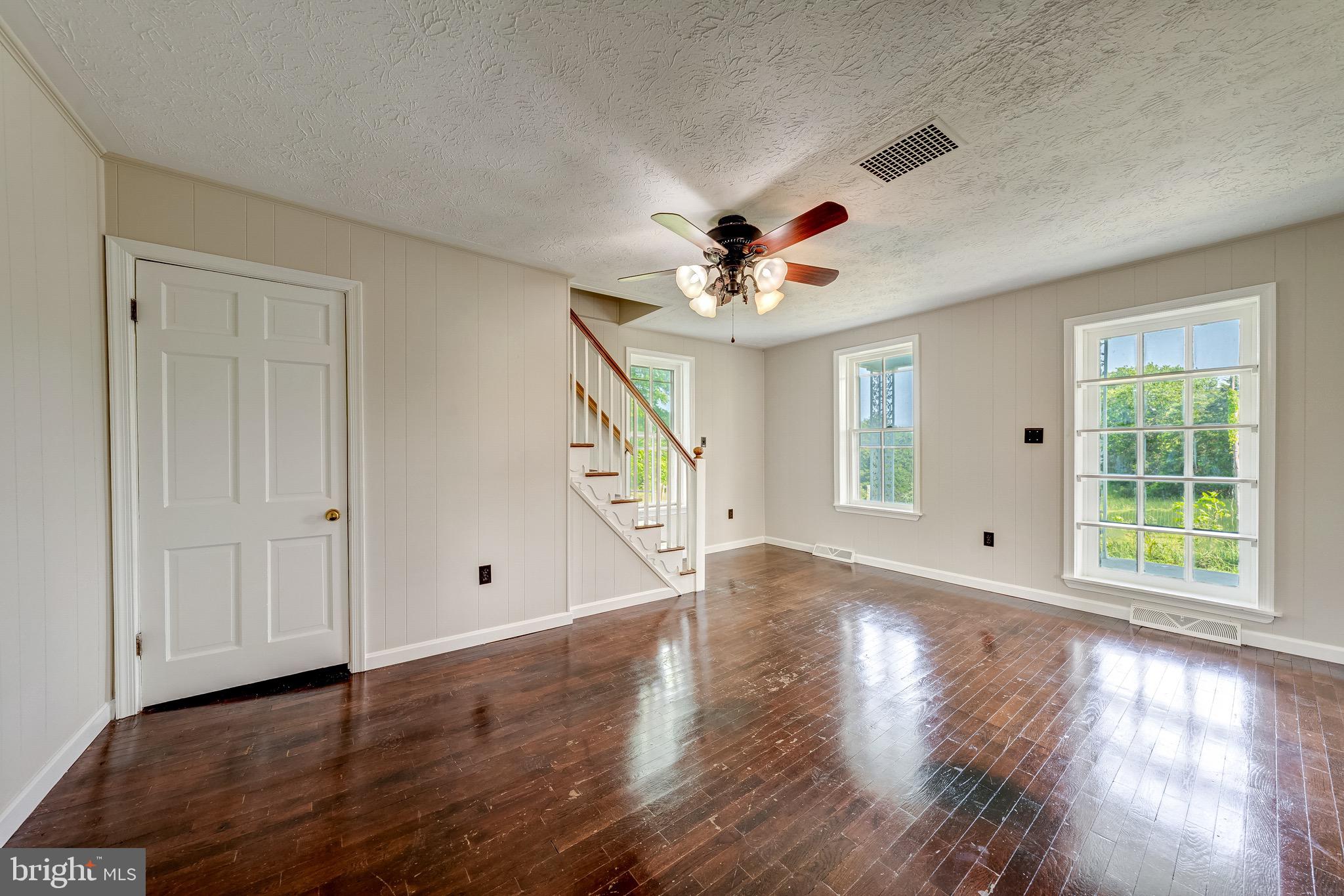 1571 SALEM CHURCH ROAD