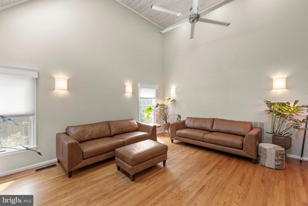 420 WESTSIDE STATION DRIVE